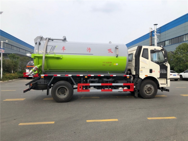 解放J6(12方)吸污车